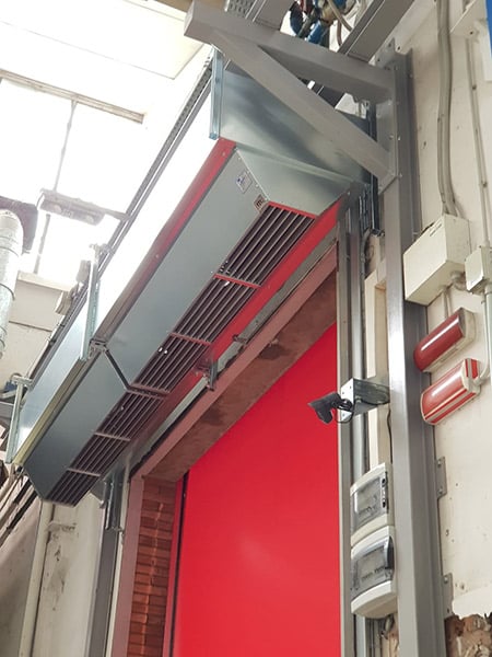 barriere-antifreddo-per-ingressi-industriali-modena