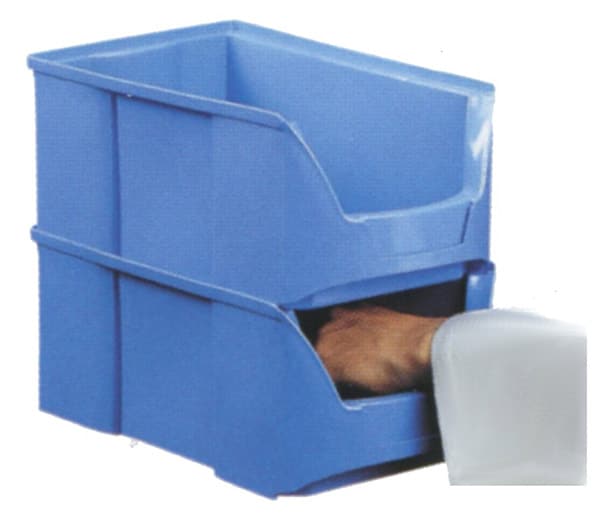 cassette-bocca-di-lupo-new-bologna-reggio-emilia|cassette-a-bocca-di-lupo-industriali-bologna|contenitori-in-plastica-reggio-emilia|idonei-per-gli-ambienti-alimentari|maniglie-anteriori-e-posteriori|grandi-contenitori-industriali-reggio-emilia|scatole-in-plastica-bologna|pratico-coperchio-trasparente